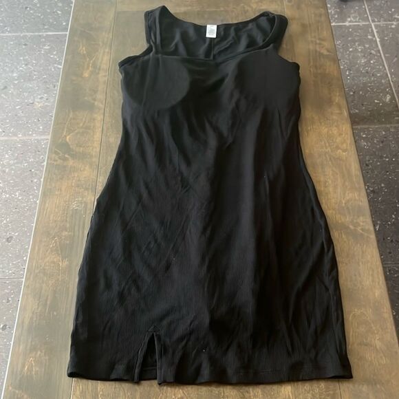 Popilush The Shapewear Dress Wide Straps Mini built in Shapewear - Picture 3 of 11